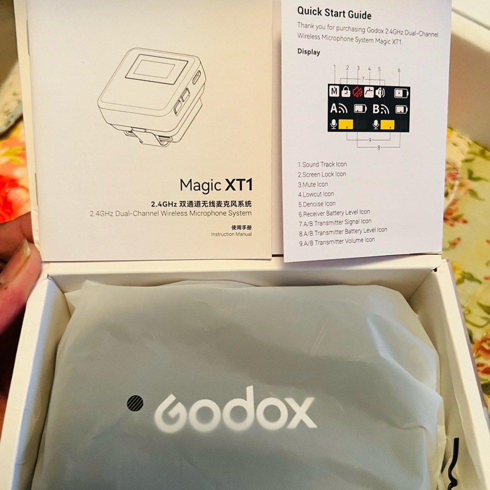 NIB GODOX Magic XT1 2.4GHz Dual Channel Wireless Monophone System 3 in 1 Case